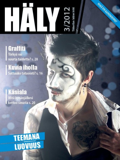 Hälyn kannessa poseeraa Casimir von Hintze. Kannen kuva: Lari Koponen. Kuvankäsittely: Mikko Berg.