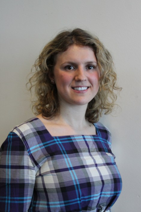 Fatbardhe Hetemaj lähestyi vaikeaa aihetta omien kokemustensa kautta. Kuva: Dana Mikhlik..