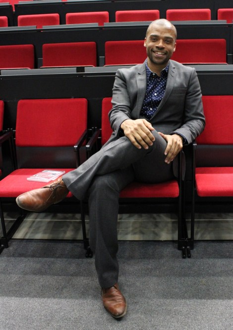 Jani Toivola tunnetaan muun muassa kansanedustajana, näyttelijänä, juontajana ja yrittäjänä. Kuva: tui Pham.