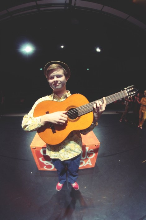 Iikka, kolmen roolin mies. Kuva: Lari Koponen.