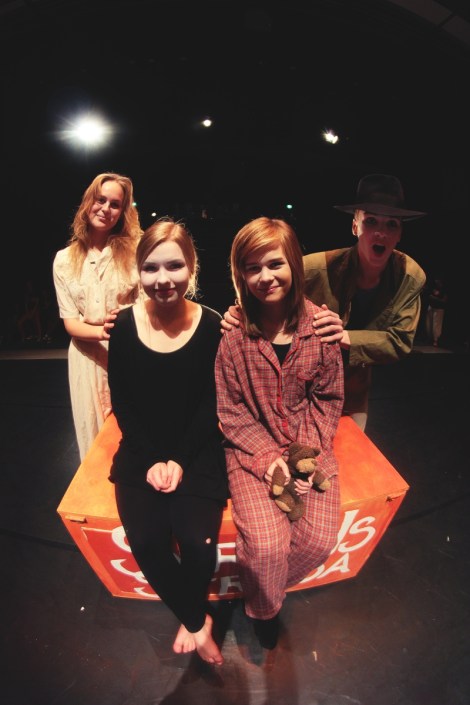 Perhepotretti. Kuva: Lari Koponen.