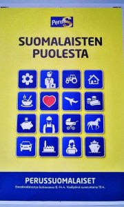 Perussuomalaiset luottavat liikennemerkkimäisiin symboleihin.